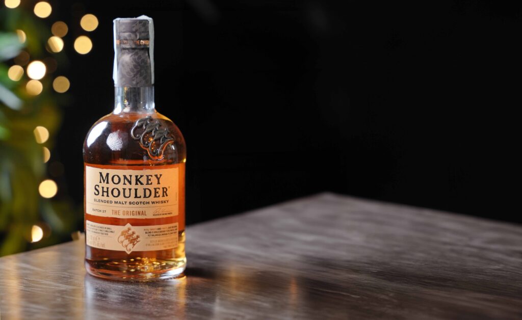 monkey shoulder copertina